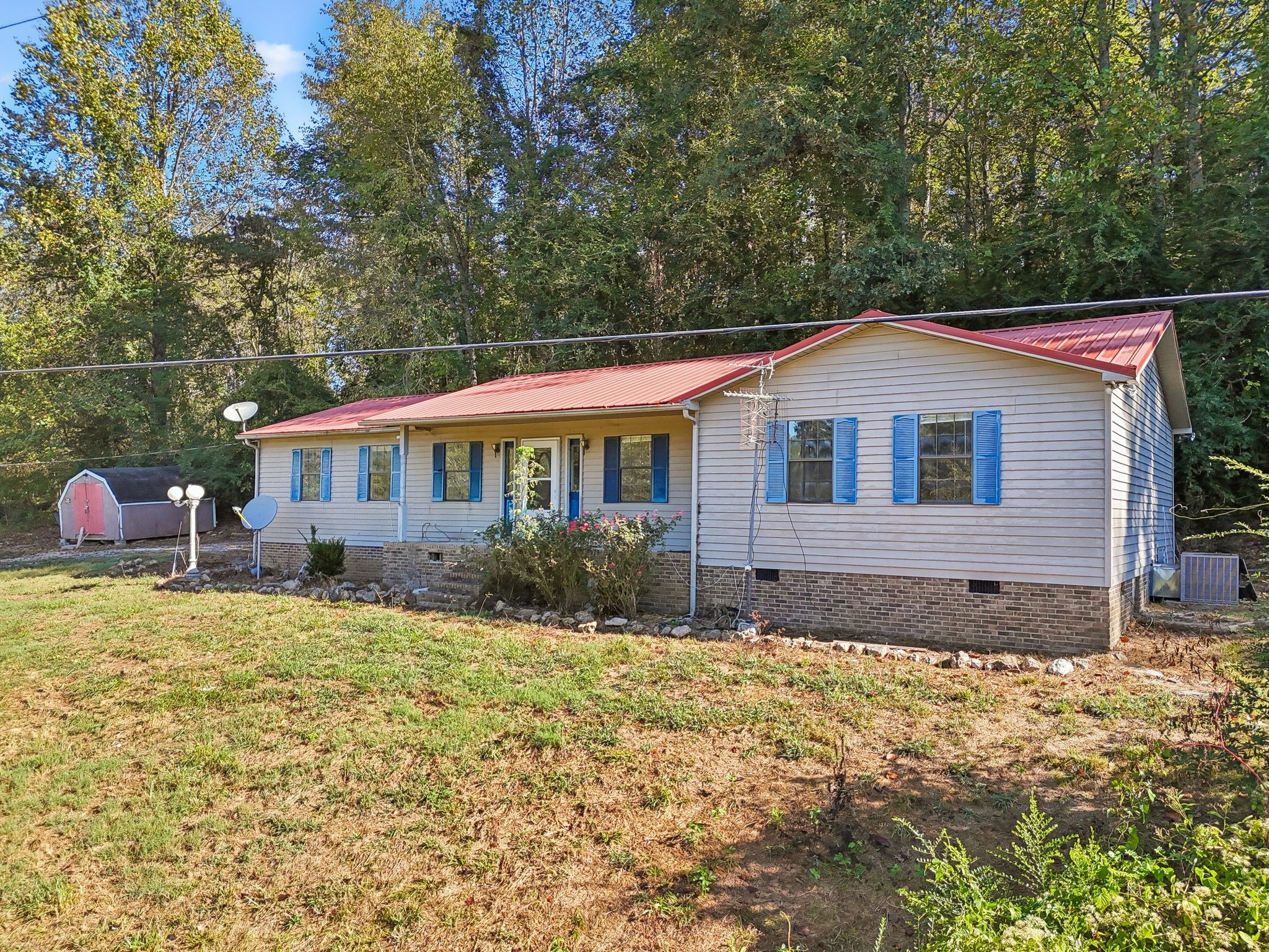 787 Hurricane Creek Rd