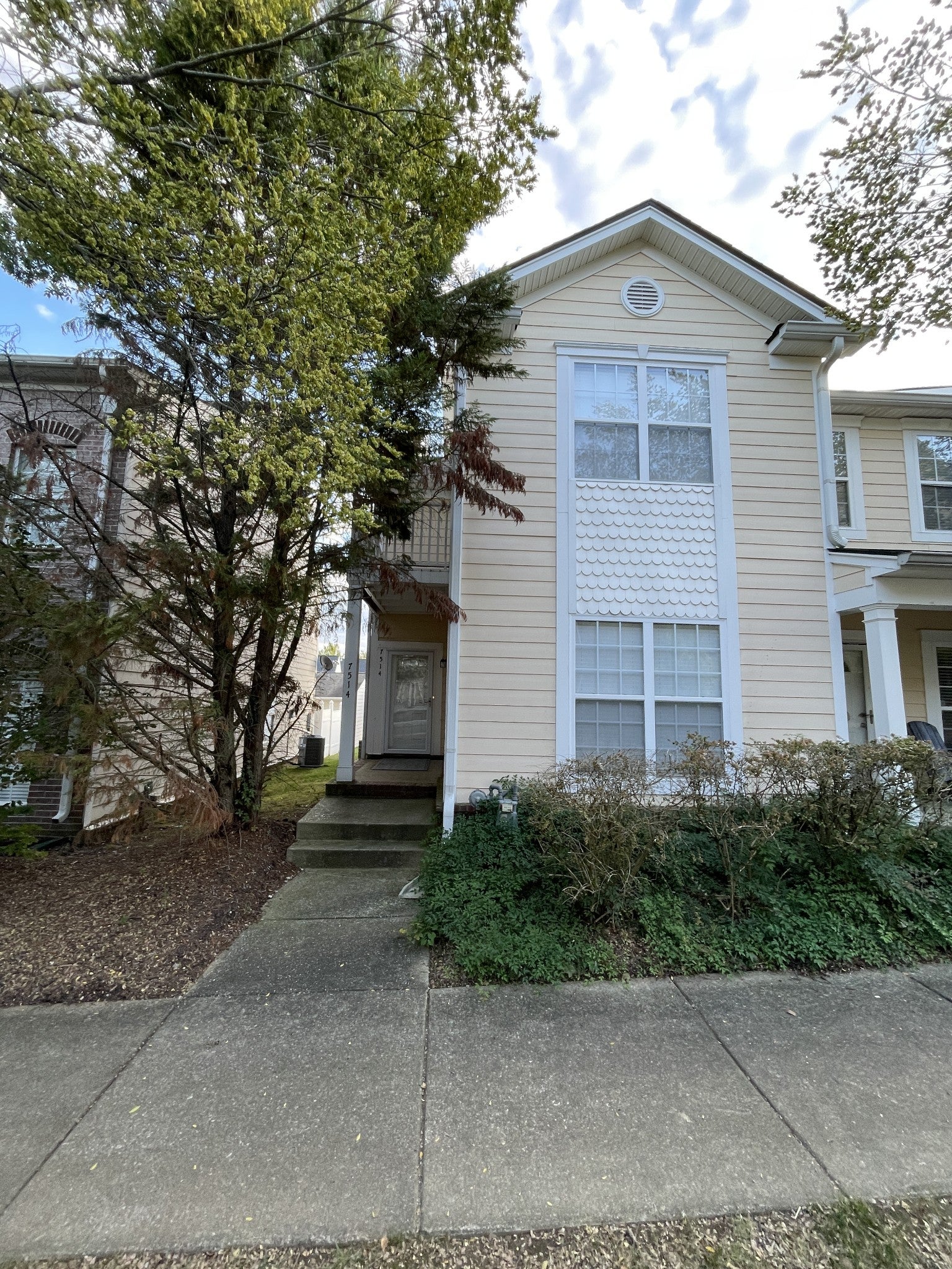 2-bed listing at 7514 Lords Chapel Dr, Nashville