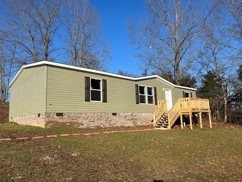 205 Dorothy Ln Hartsville TN 37074