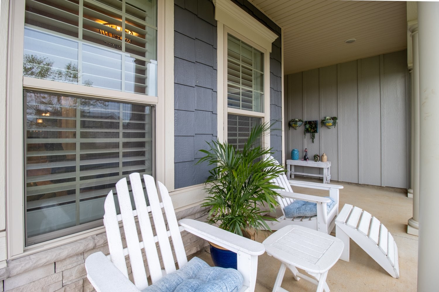 1055 Sumner Grv