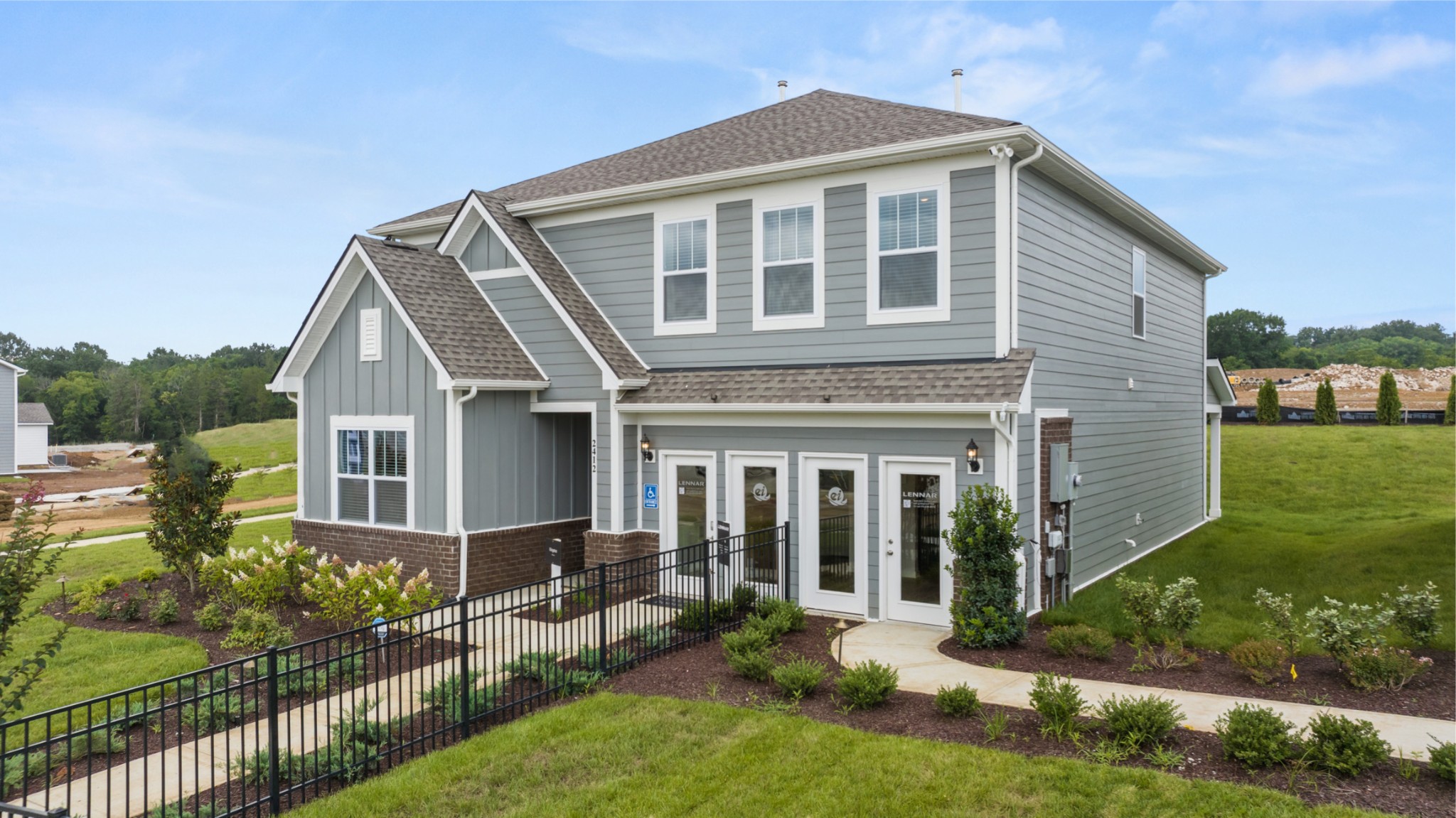 2412 Williams Ridge Dr