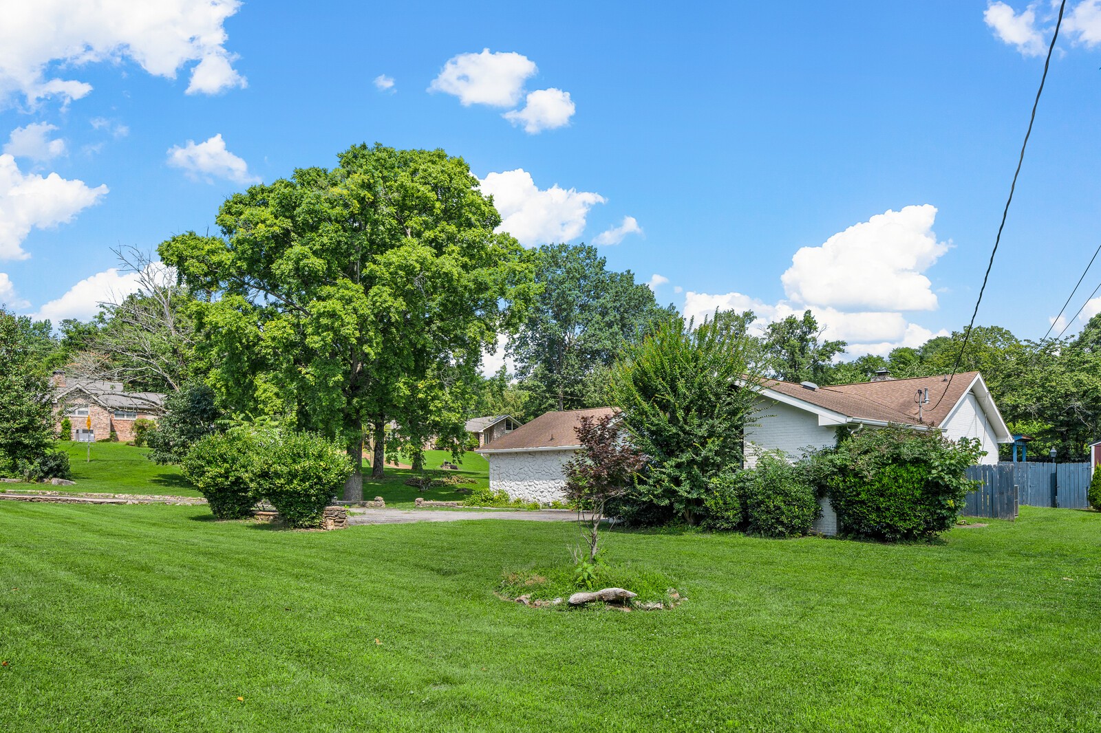 4052 Port Cleburne Ln
