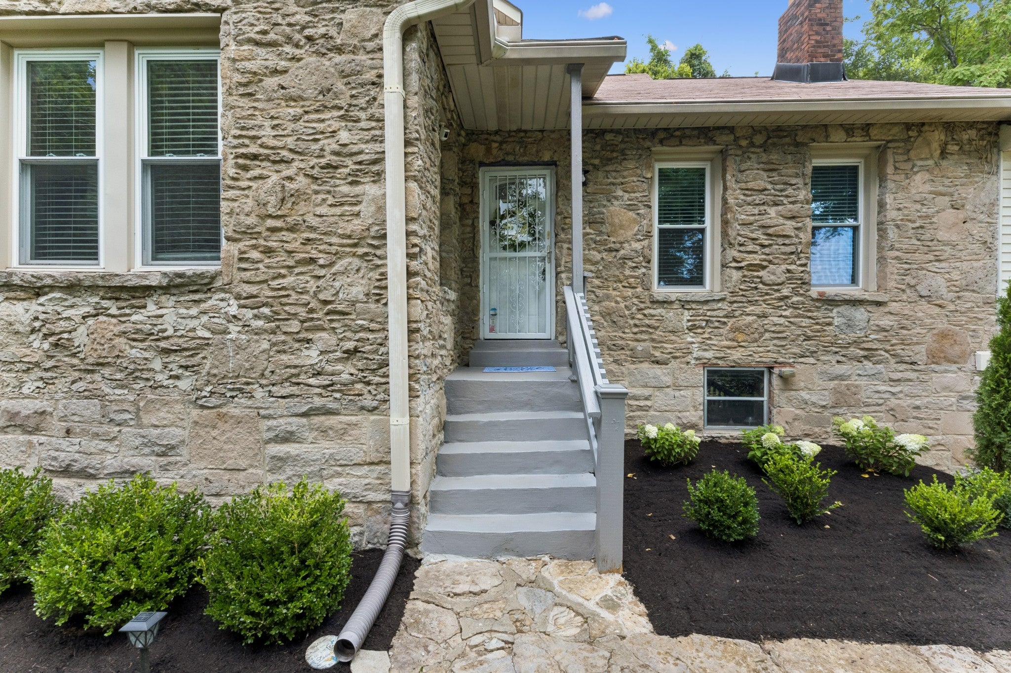 4-bed listing at 1523 Mcgavock Pike, Nashville