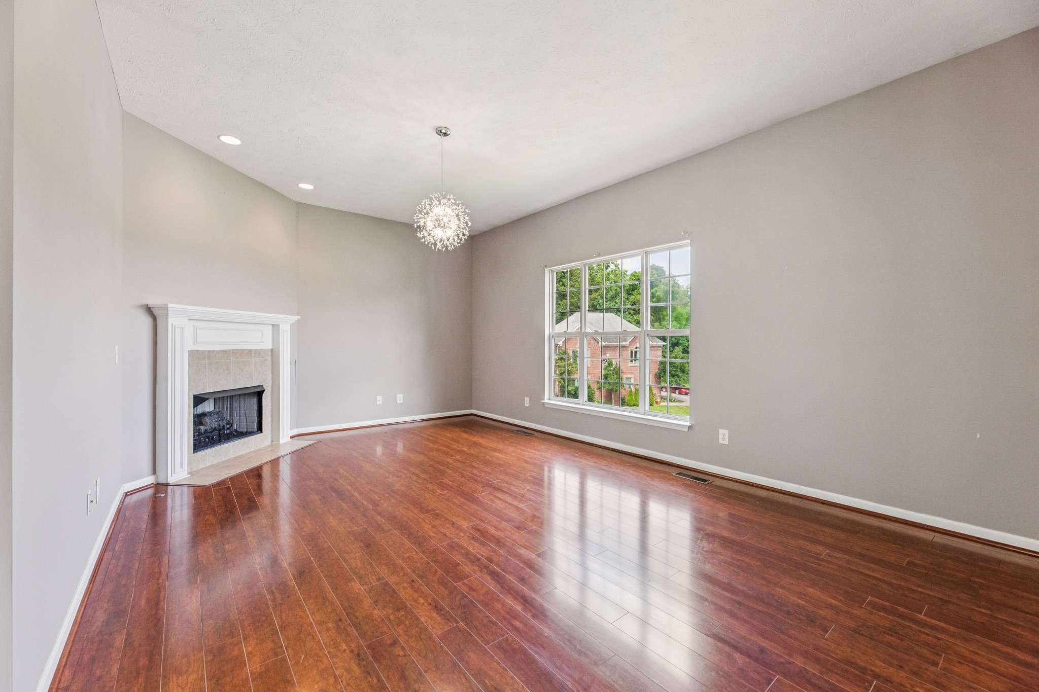 111 Chambliss Ct
