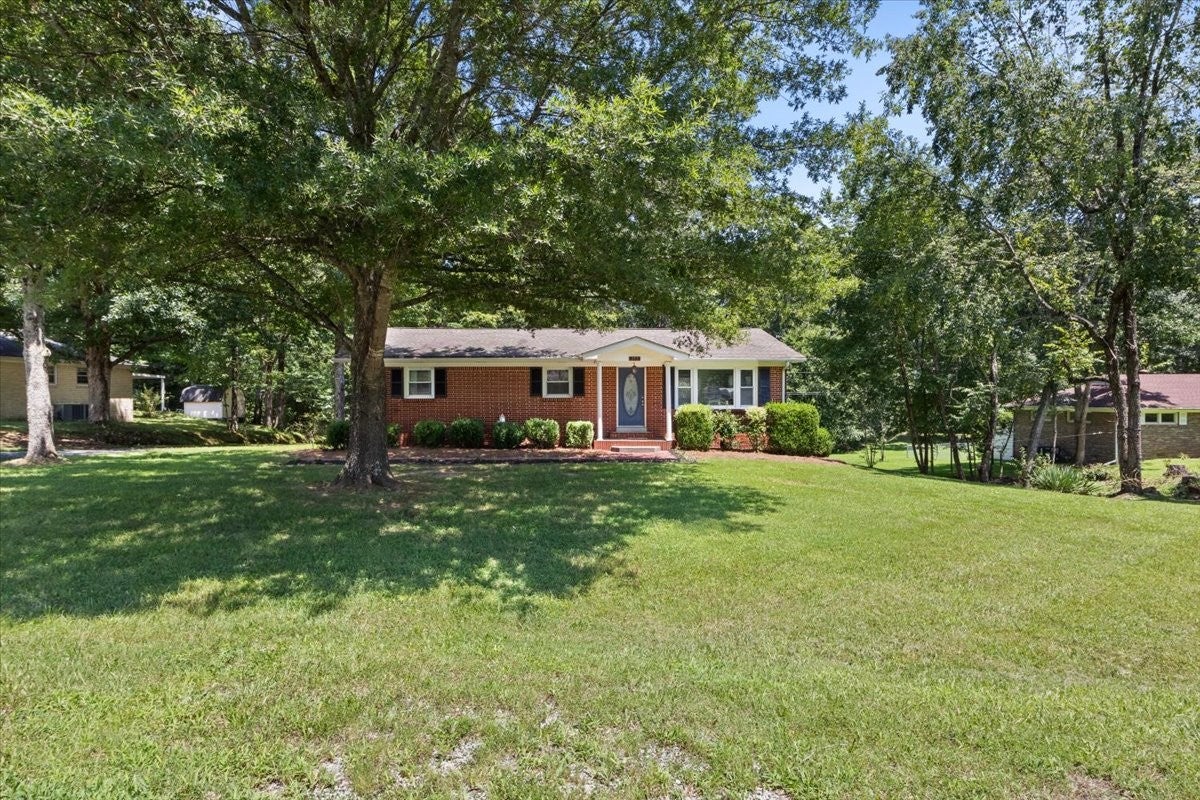 353 Powers Blvd