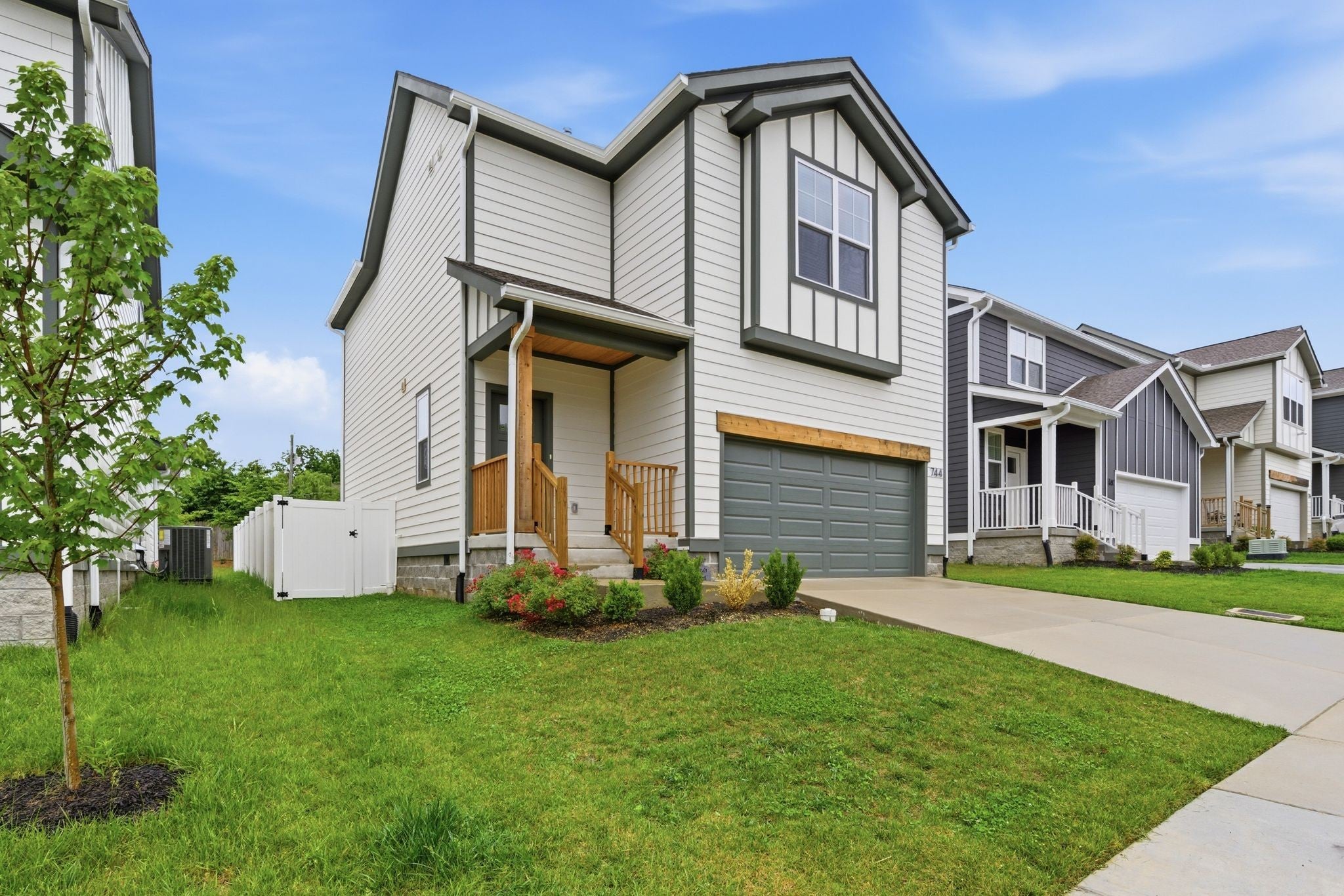 744 Caraway Ln