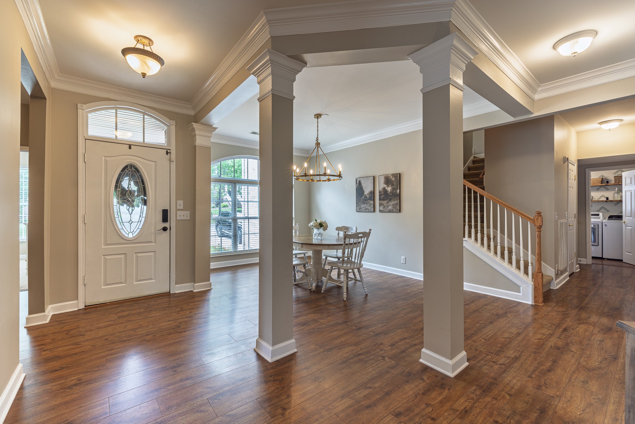 726 Cowan Dr