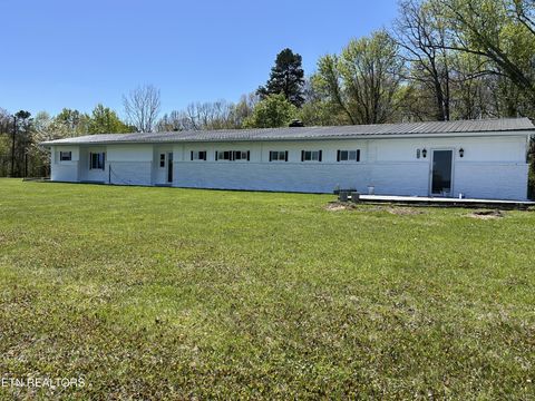 1104 Allardt Hwy Jamestown TN 38556