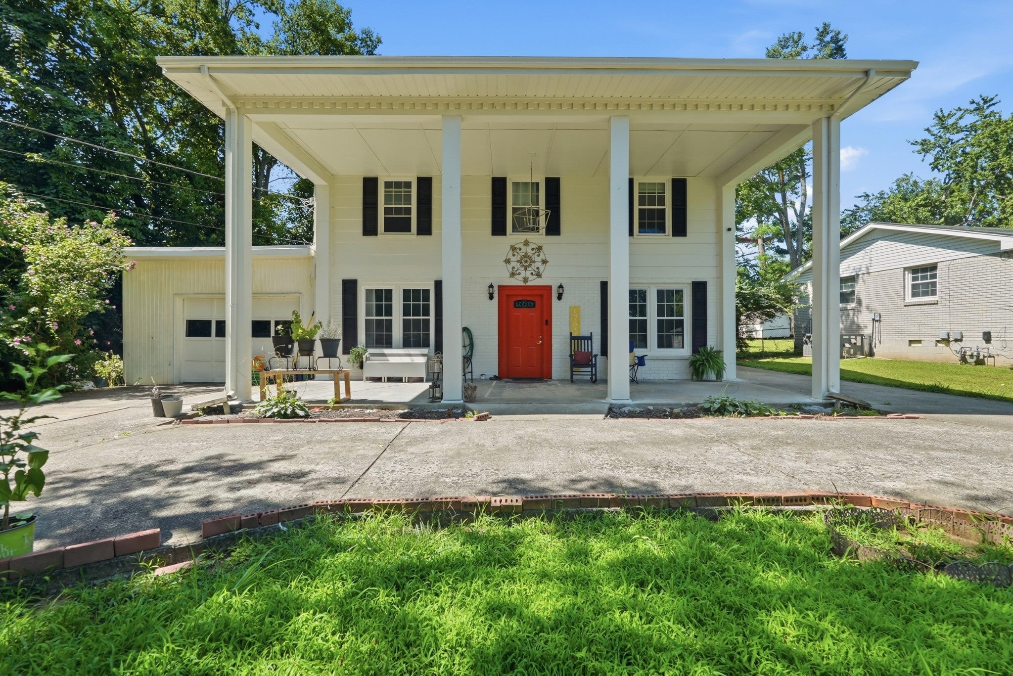 4-bed listing at 105 Aloha Ct, Hermitage