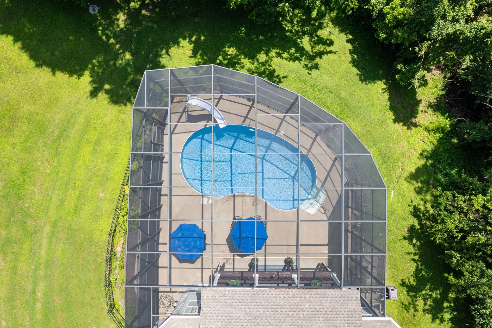 673 Newton Ln