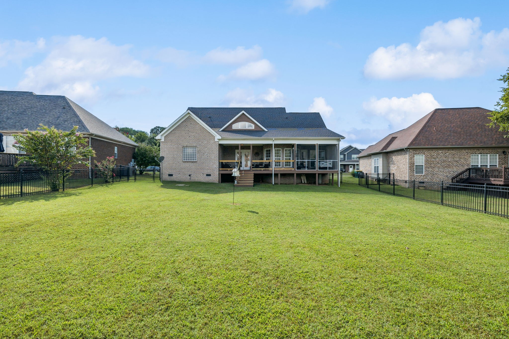 2041 Sunflower Dr
