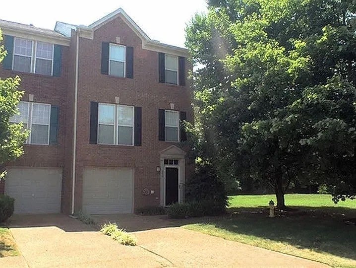 2.0-bed rental at 648 Huffine Manor Cir