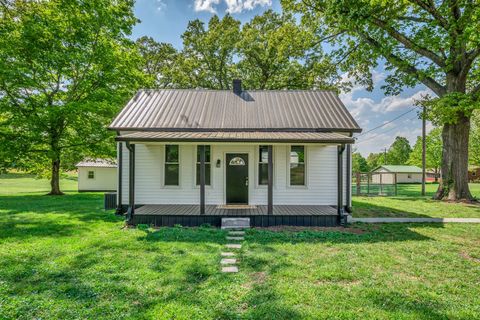 5912 Old Church Rd Springfield TN 37172