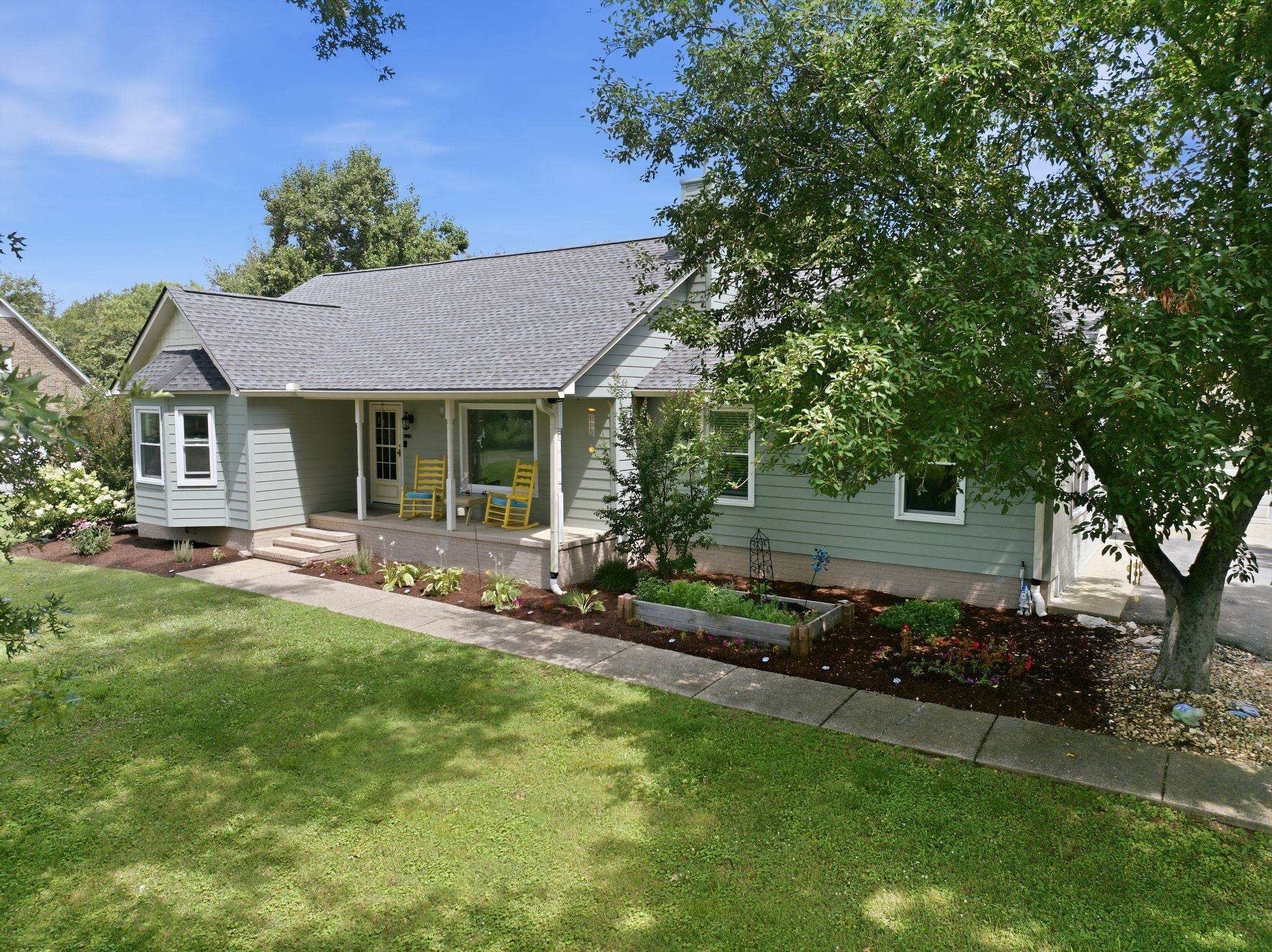 1168 Peebles Dr