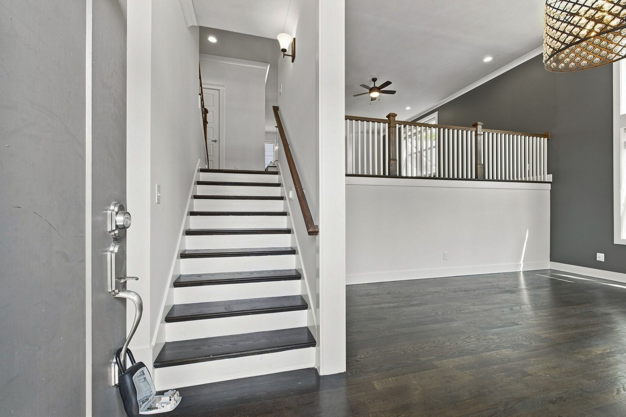526 Wedgewood Ave