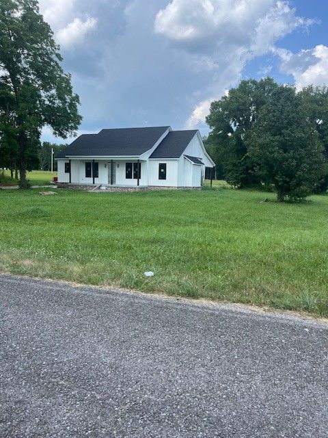 1798 Twin Cave Drive Lewisburg TN 37091