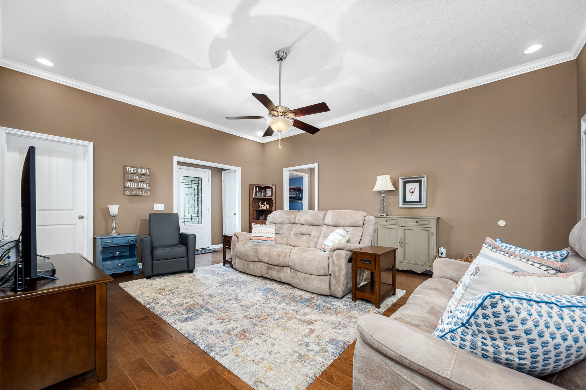 300 Shelby Cir