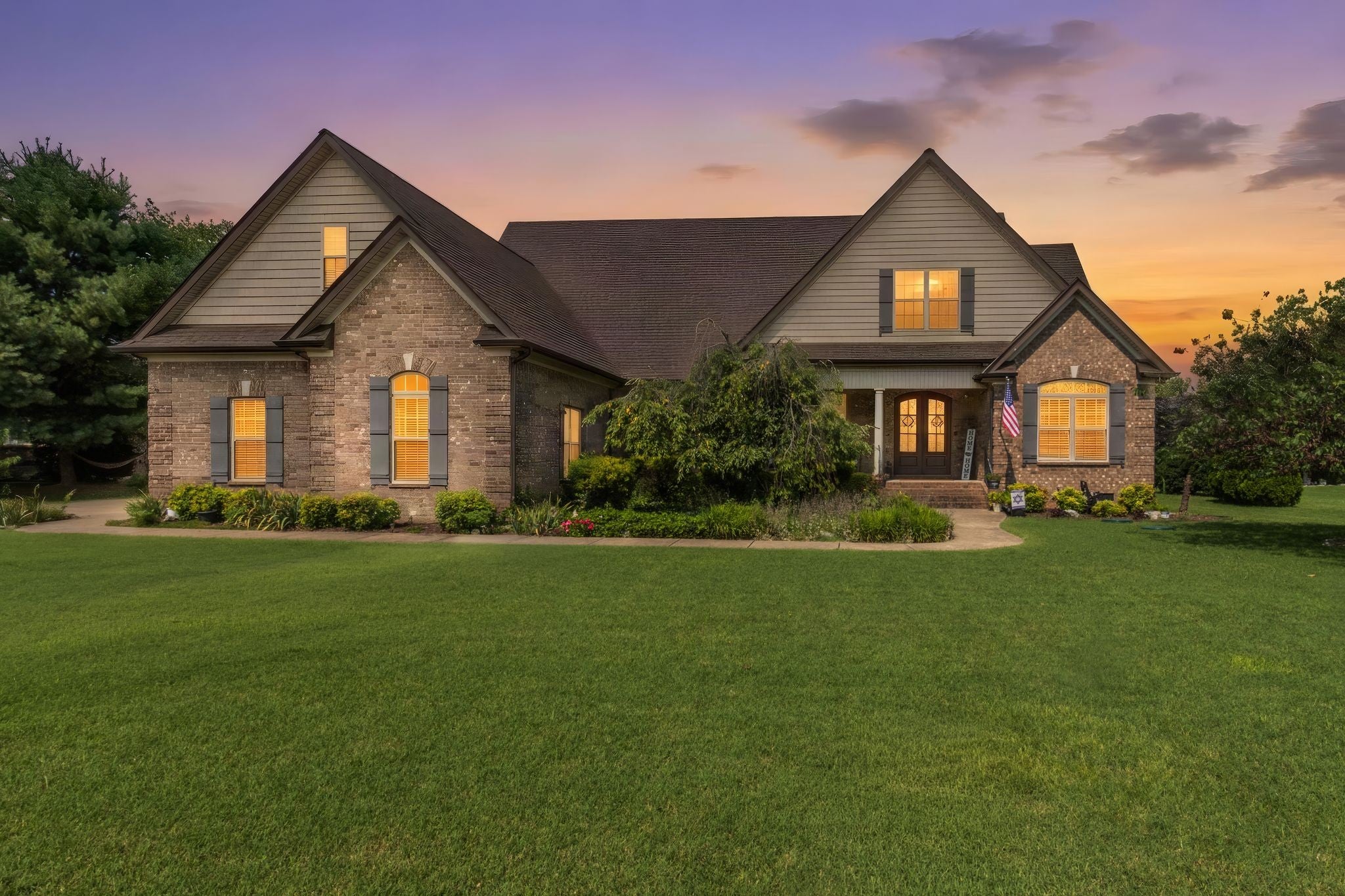 124 Hayfield Ct