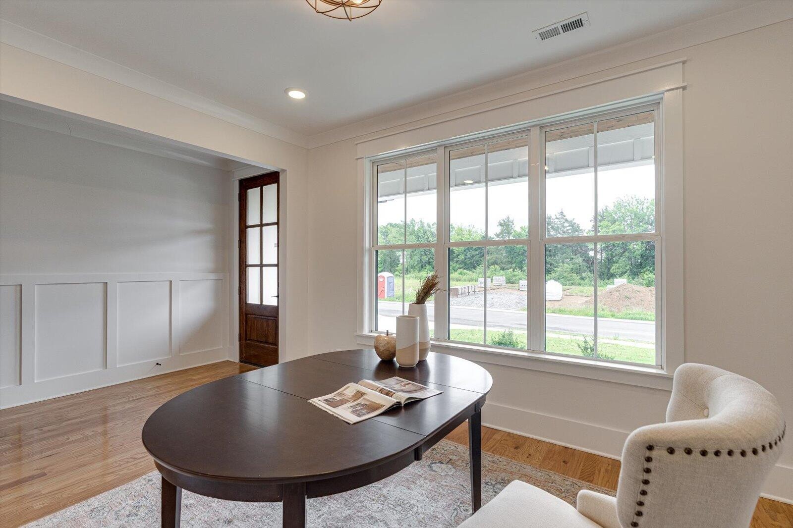 105 Arthur Lane NW