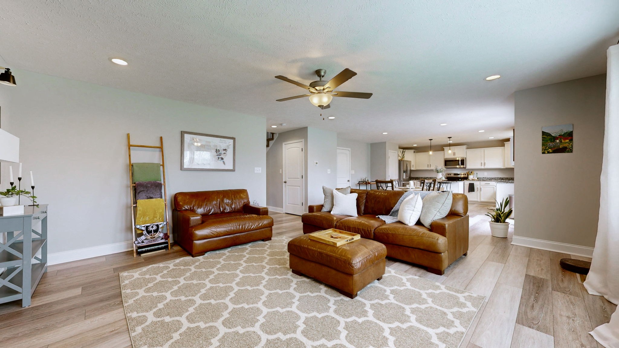 1079 Spicer Dr