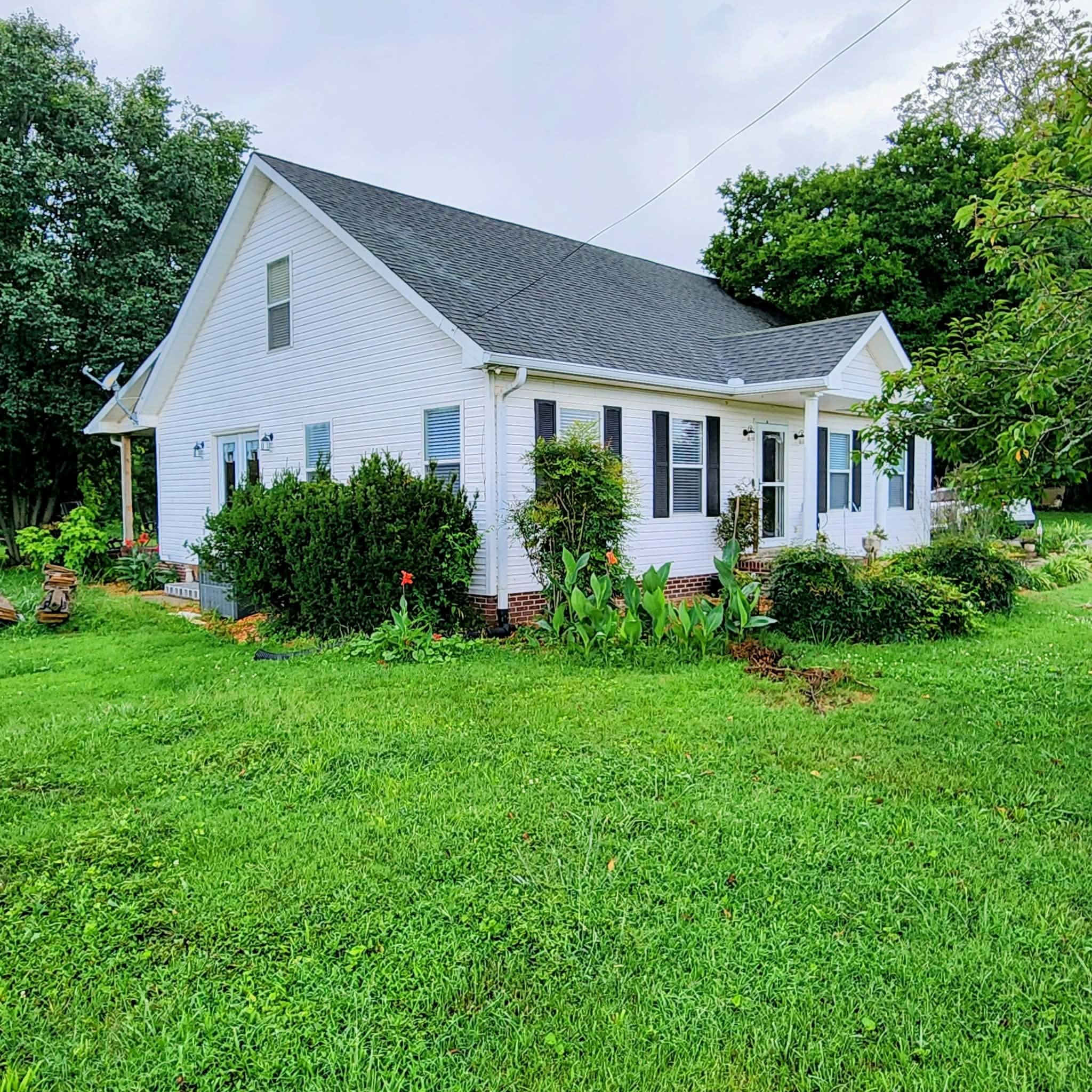 2489 Stewart Creek Rd