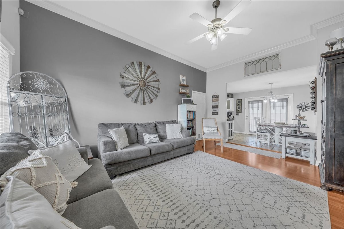 102 Atwood Ct