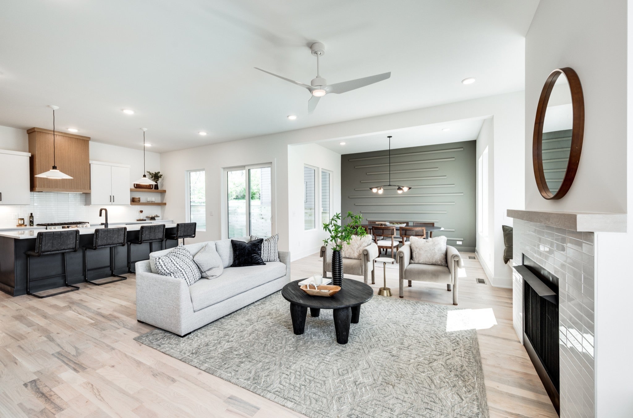 4.0-bed rental at 1915 Scott Ave