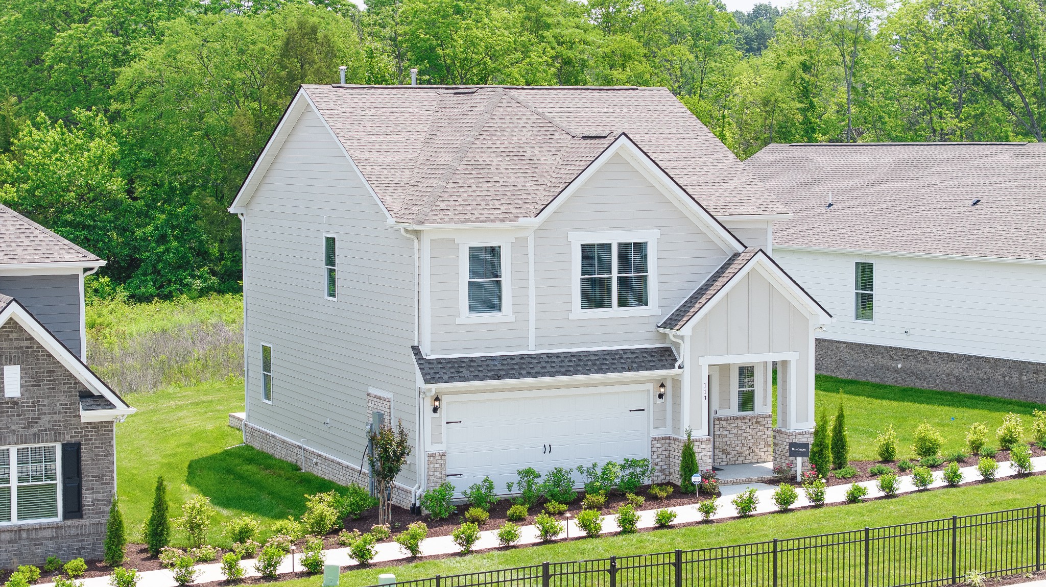 2 Smallholding St