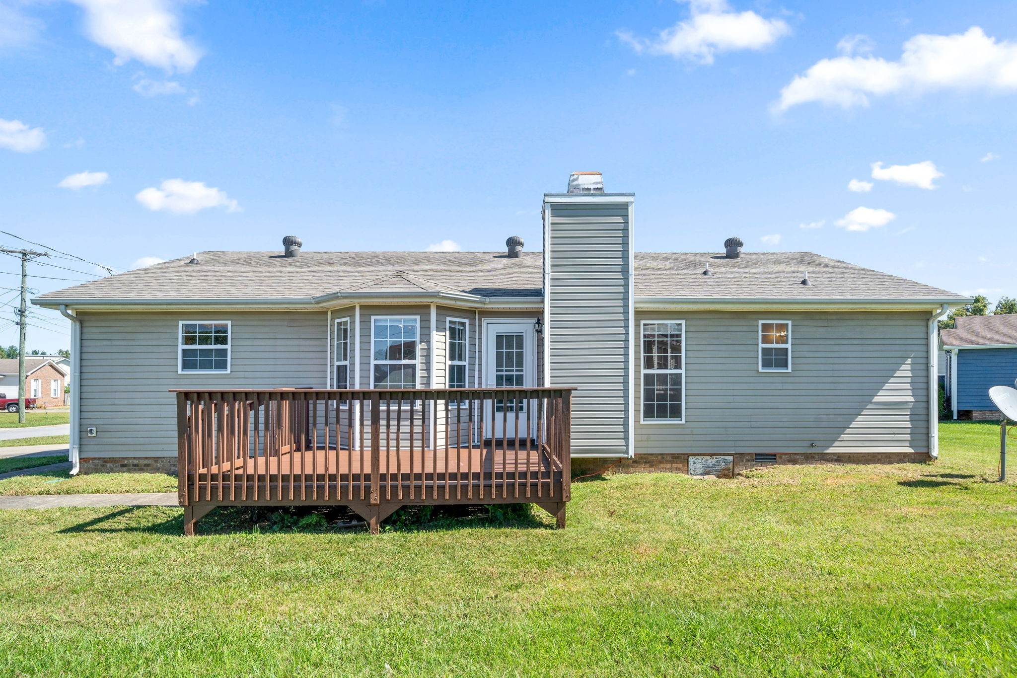 Clarksville, Tennessee 37042, United States, 3 Bedrooms Bedrooms, ,2 BathroomsBathrooms,Residential,Active,236731