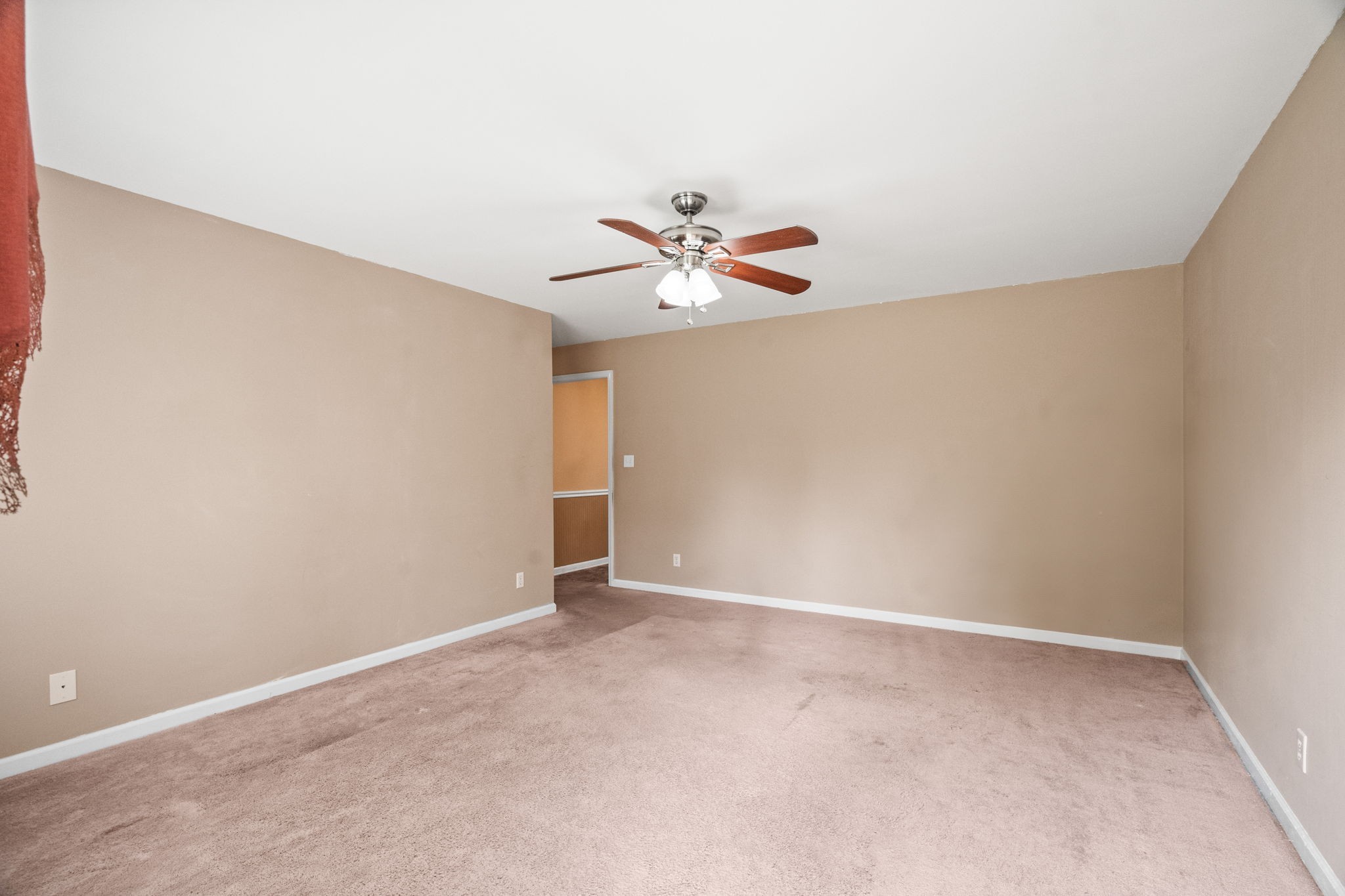 213 Hamlett Dr