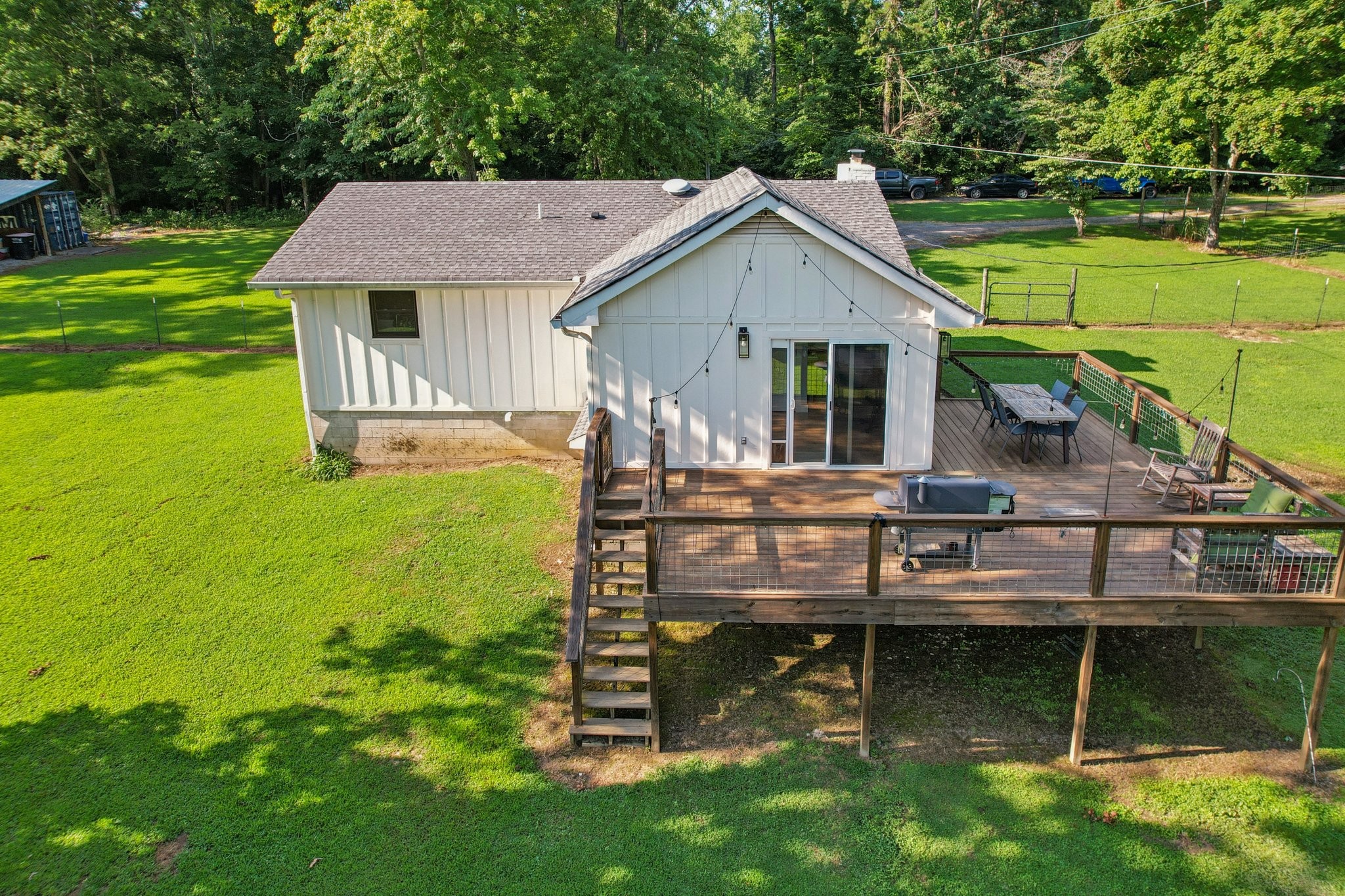 5025 Ridge Hill Dr