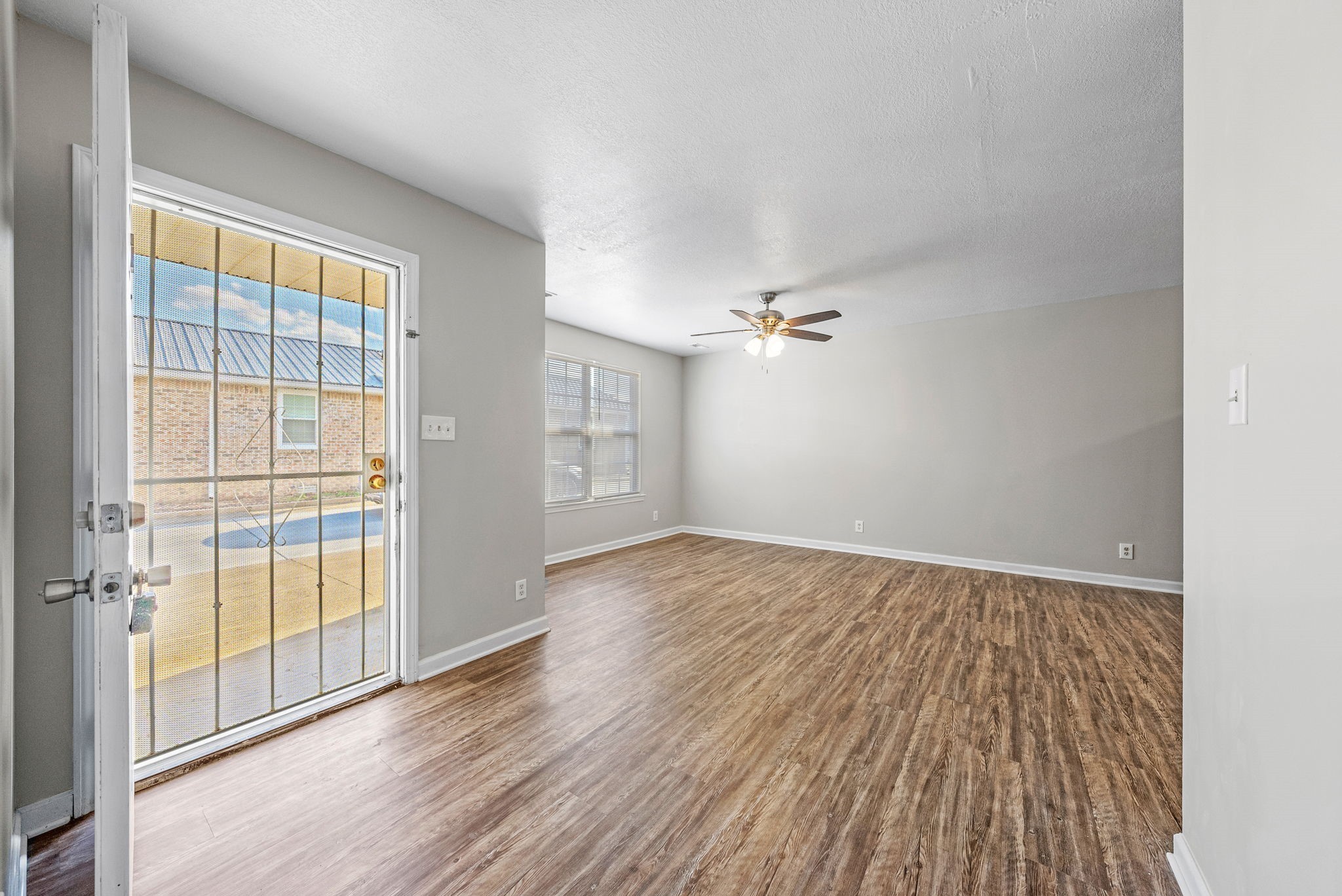 209 Lexington Dr