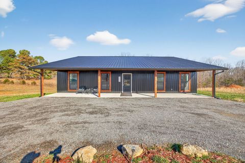 233 Ralph Spivey Ln Gainesboro TN 38562