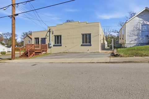 215 N Boyers Ave Gallatin TN 37066