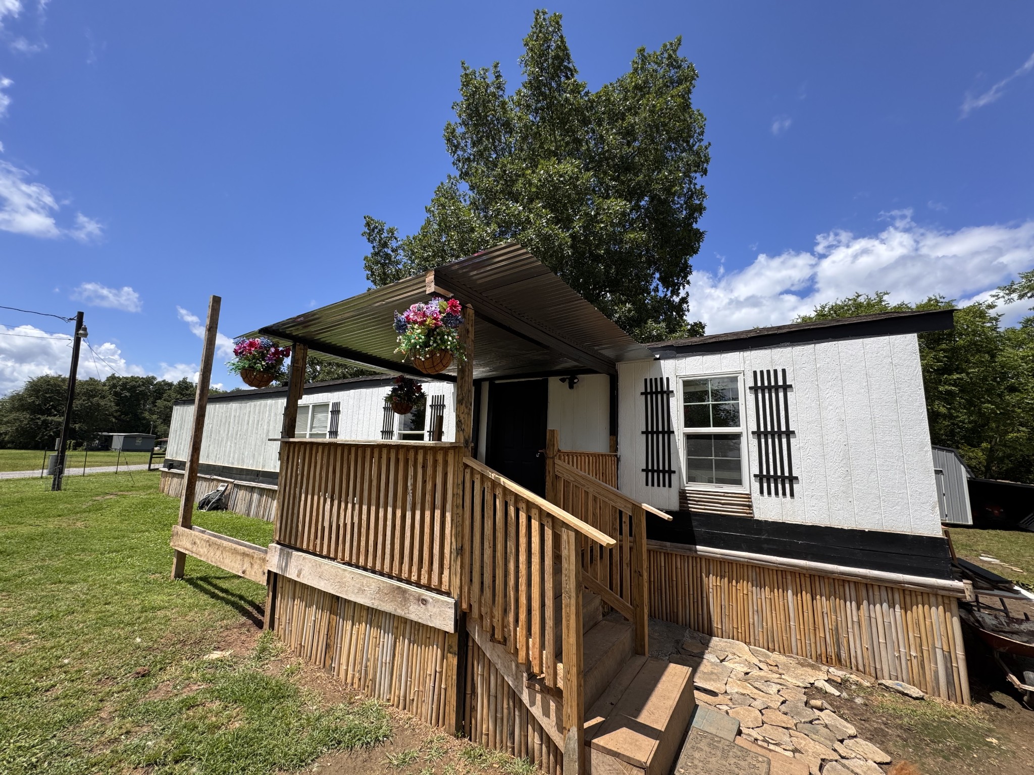 3002 Sims Rd