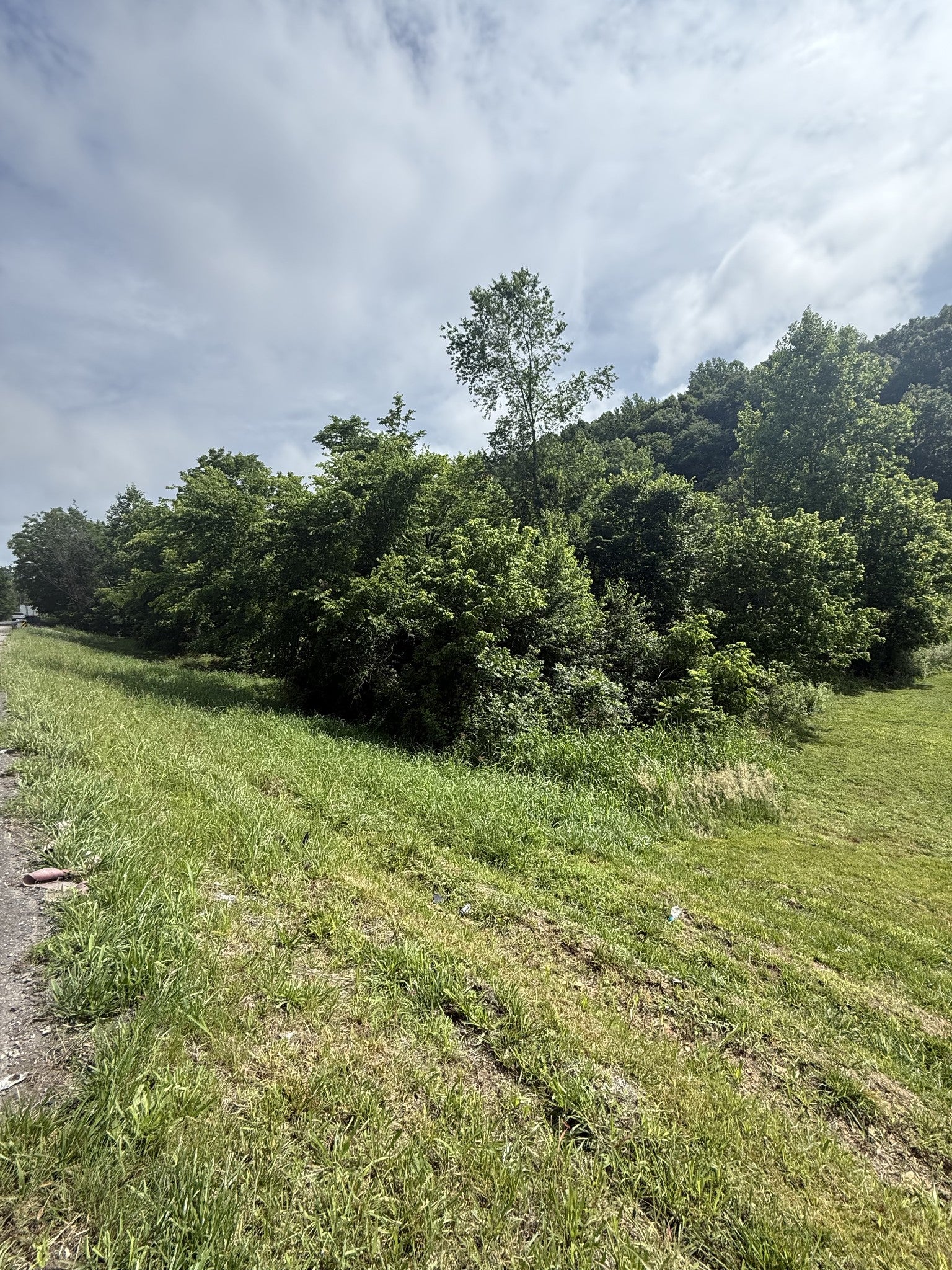 0 Highway 31 E