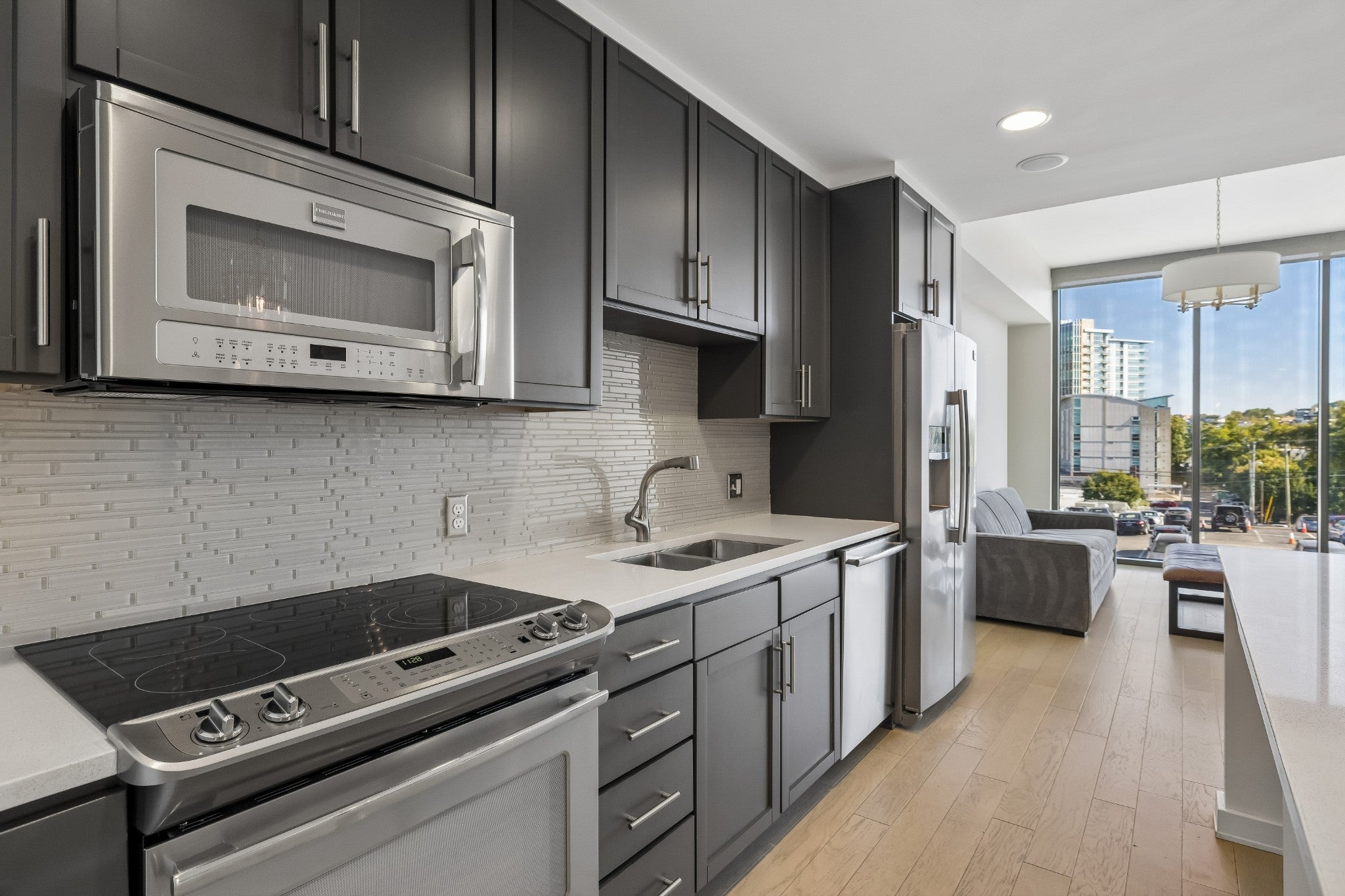 1212 Laurel St 306