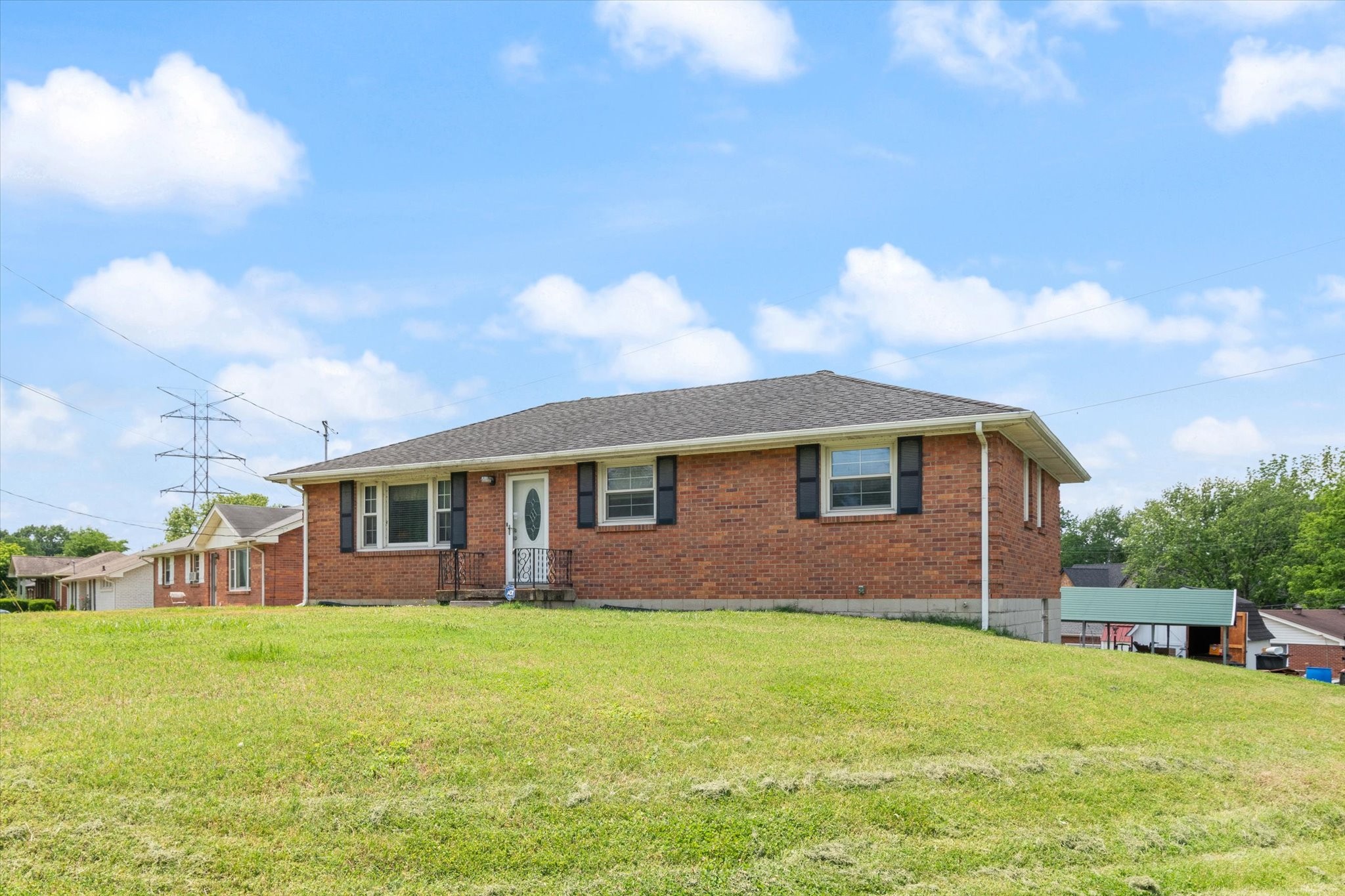 461 Annex Ave