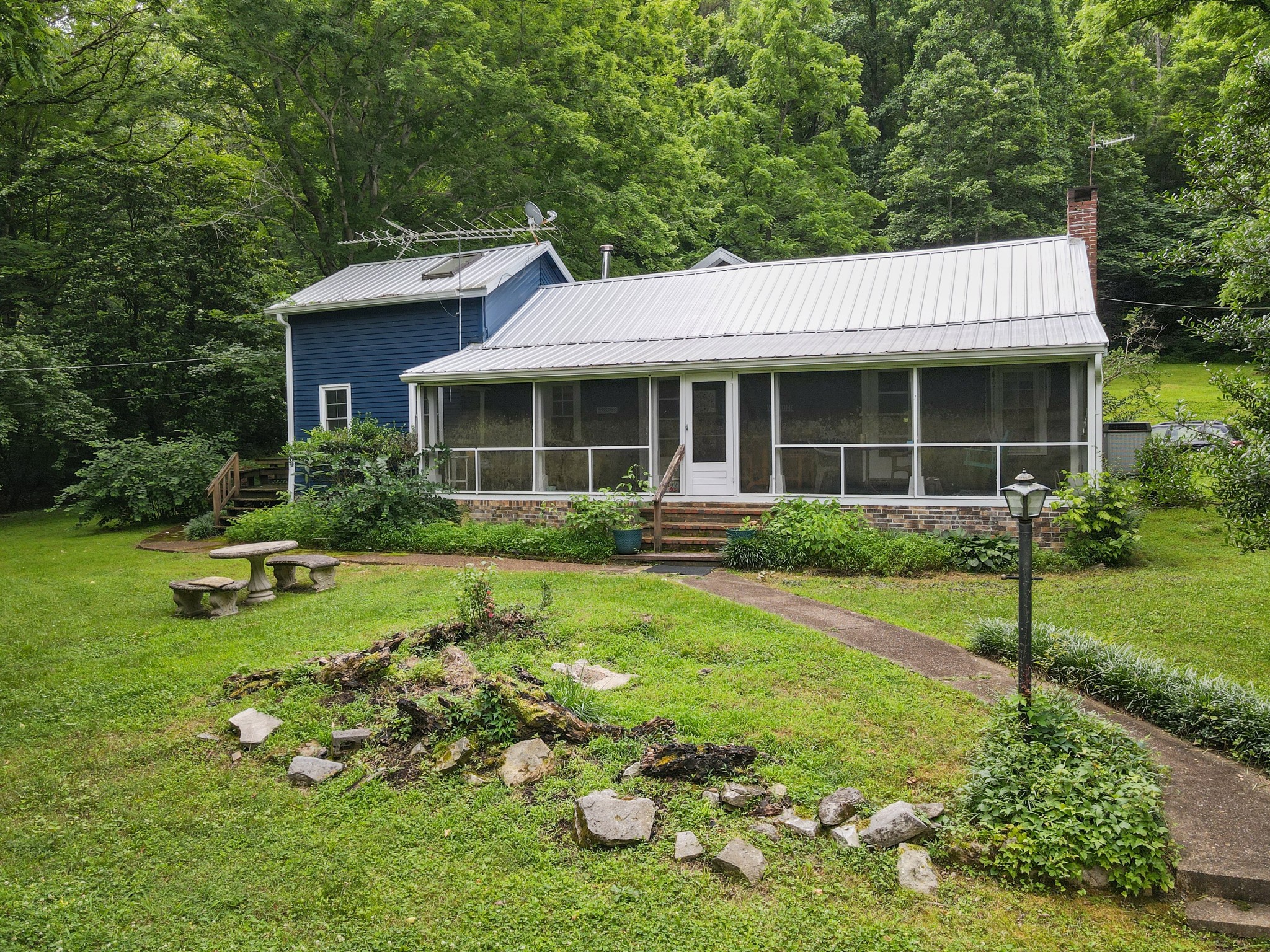 2222 Steep Hill Rd