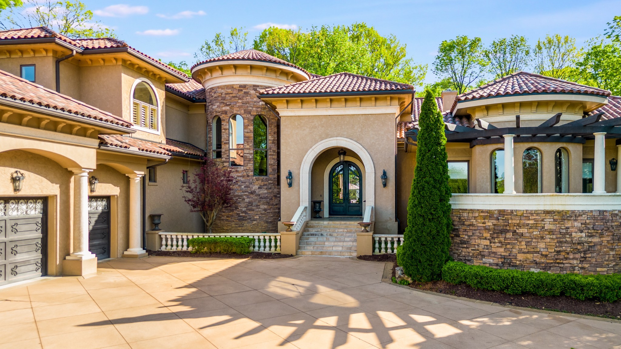 947 Tyne Blvd