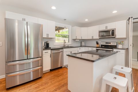 138 Lakeside Park Dr Hendersonville TN 37075