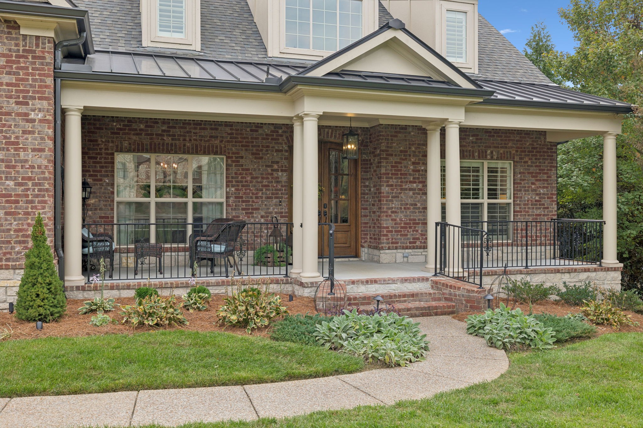 1415 Orchard Hill Ln