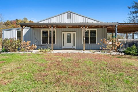 183 Puncheon Camp Ln Bell Buckle TN 37020