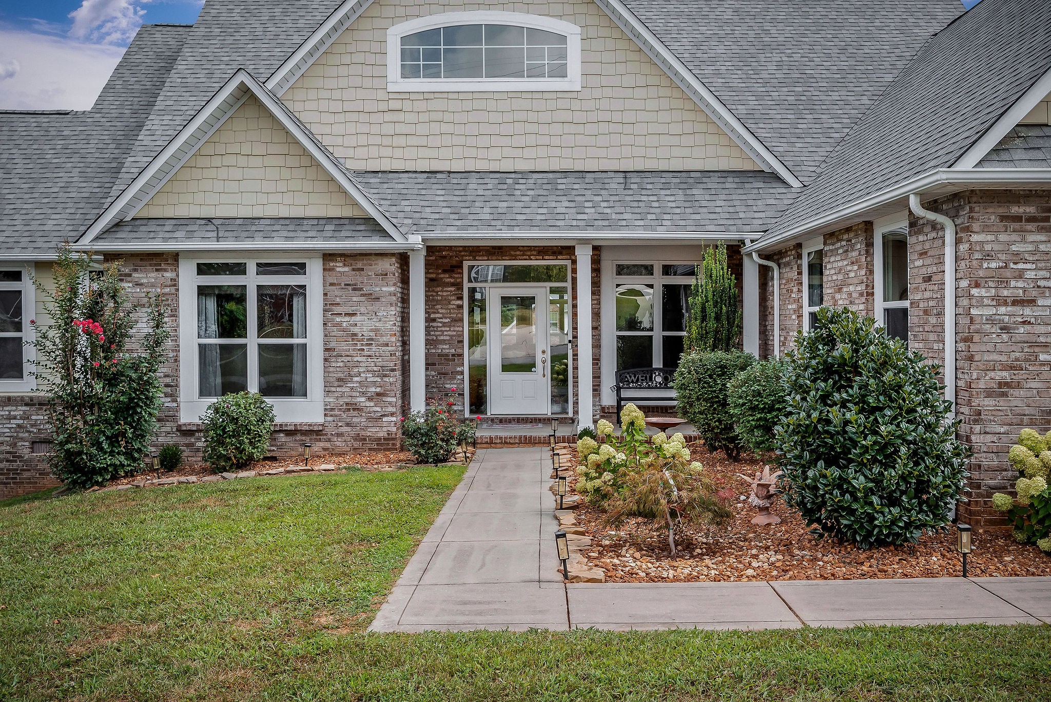 1069 River Bend Dr