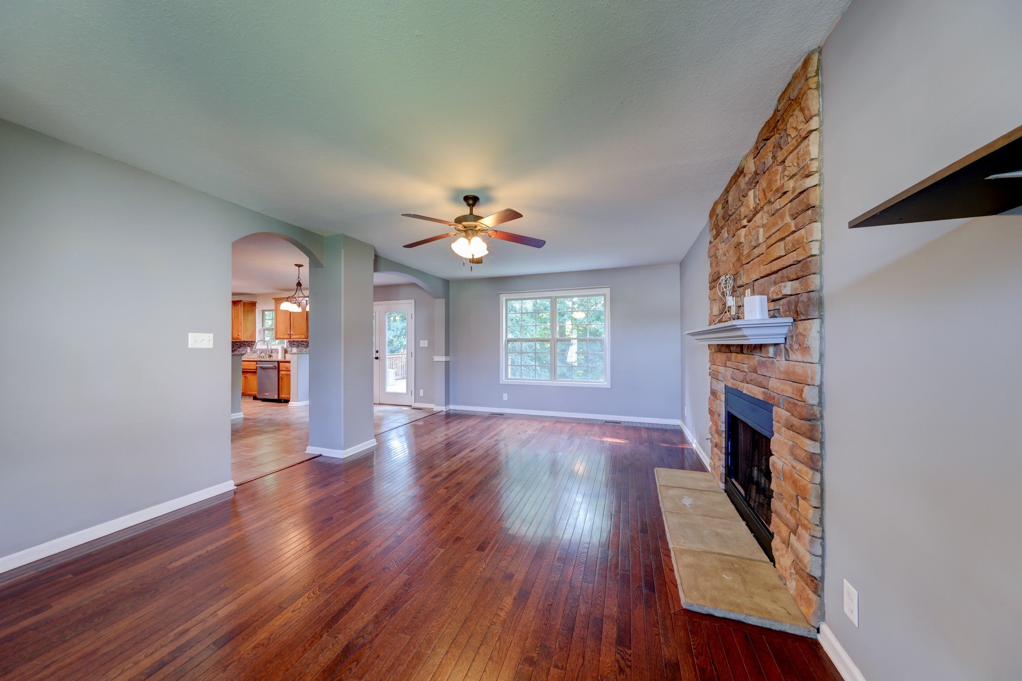 2720 Arthurs Ct
