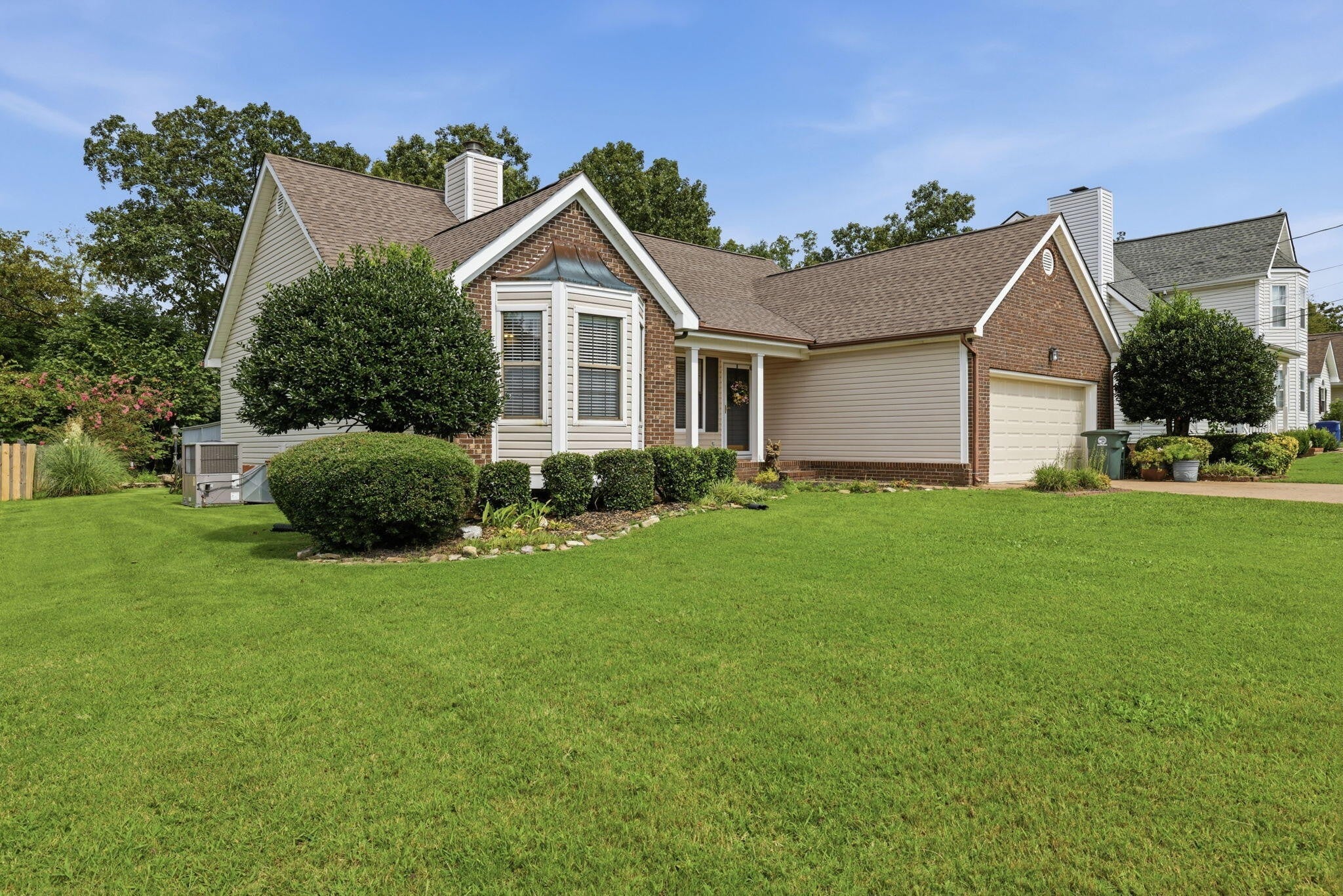 2411 Charleston Square