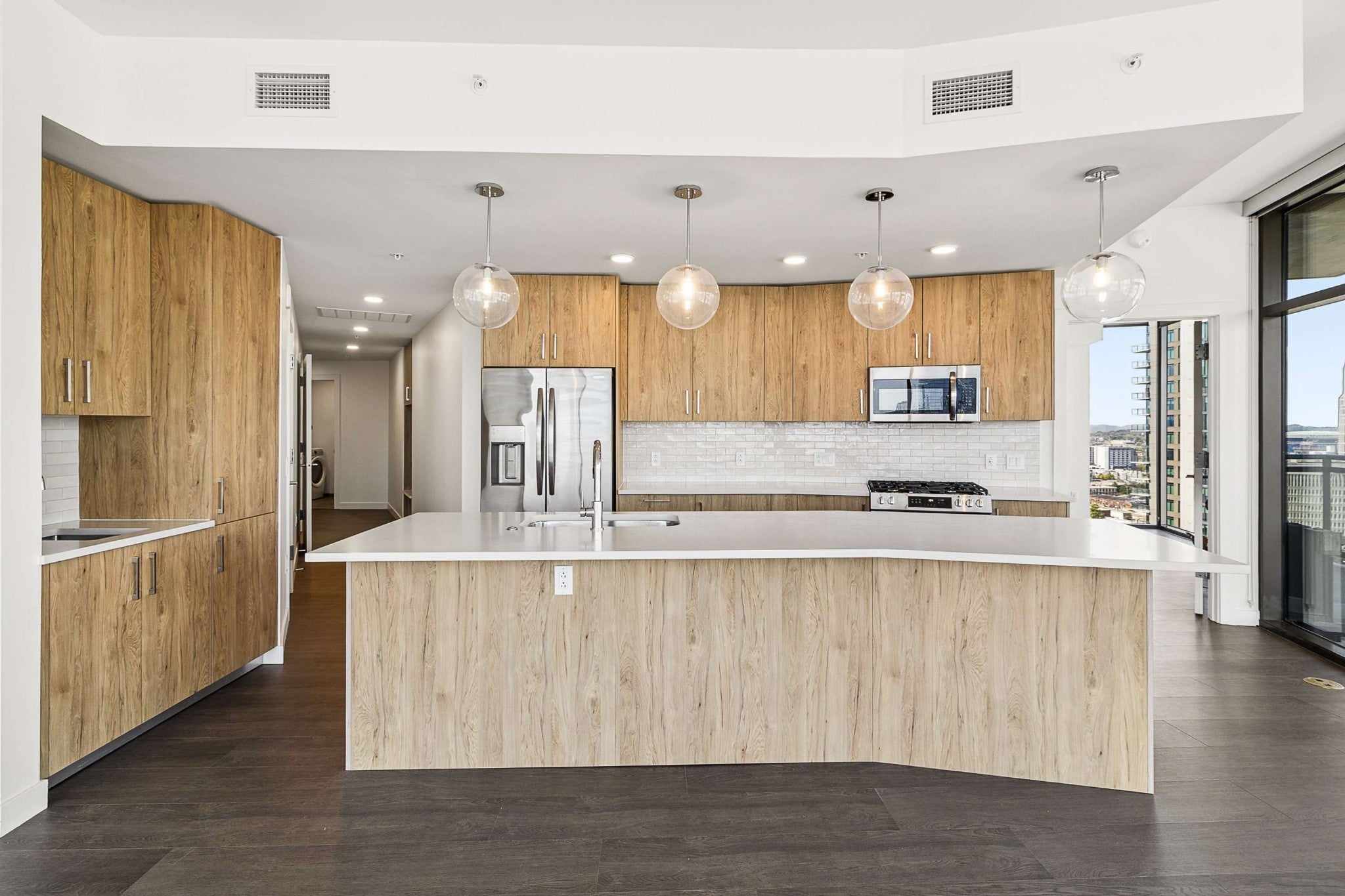 1212 Demonbreun St 2013