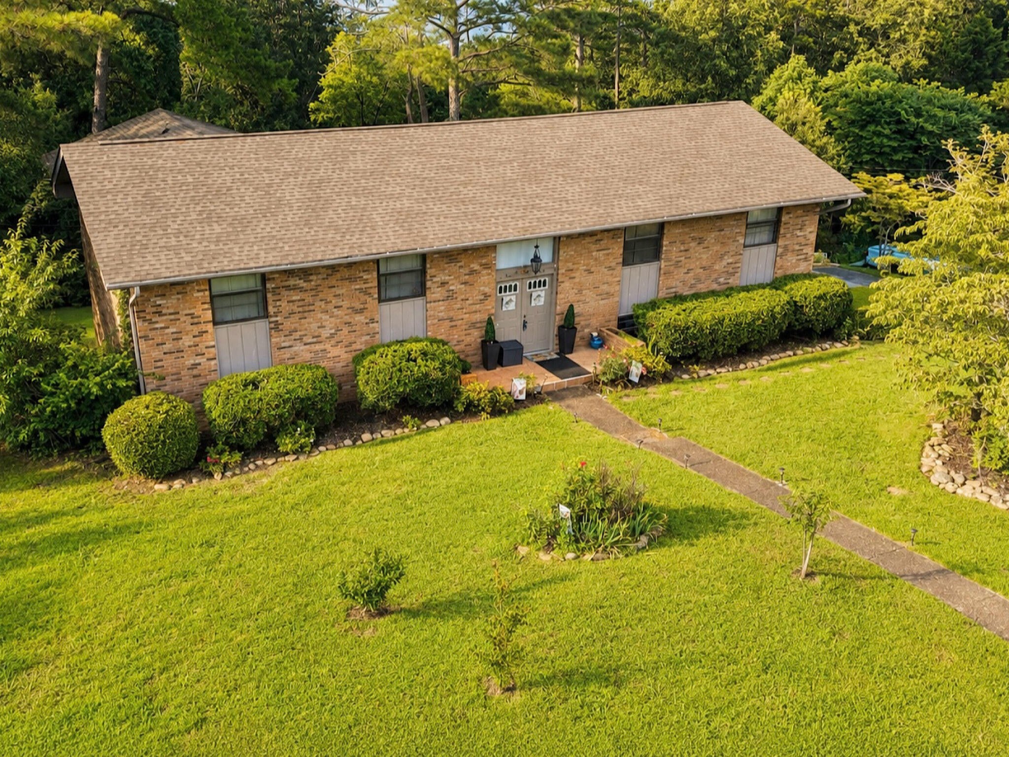 1008 Panorama Drive