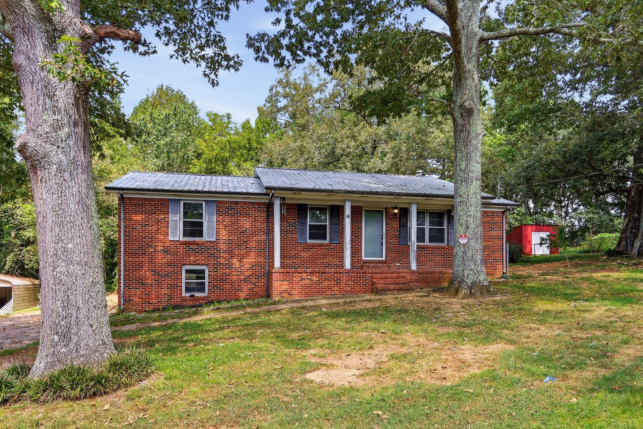 76 Gay Rd