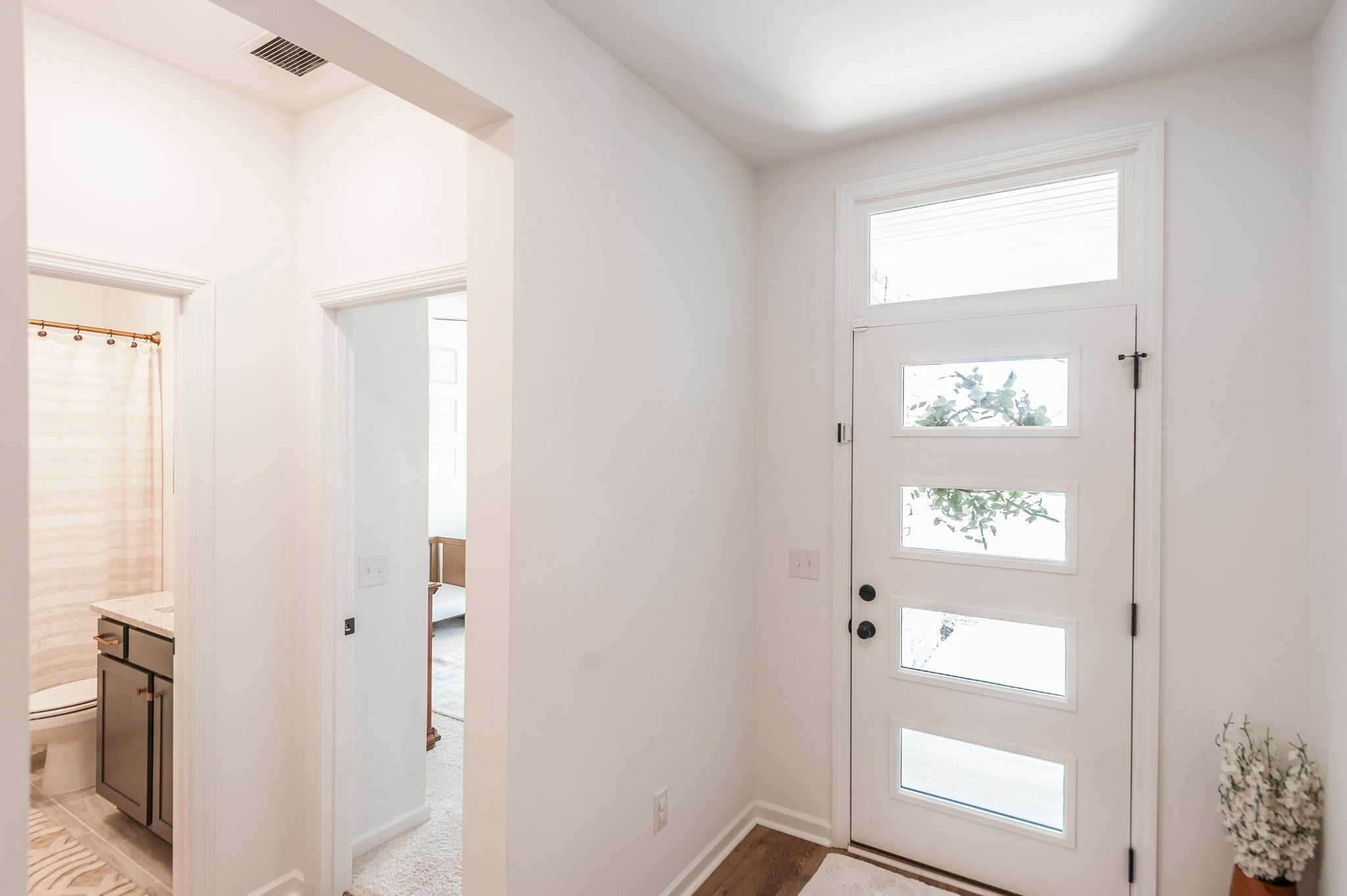 2128 Mackinac Bnd